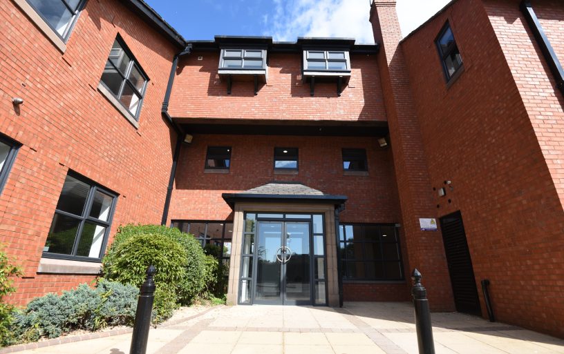Image of Chadsworth House Exterior