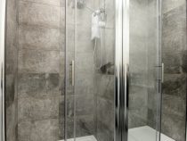 Chadsworth House - Showers