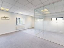 Office to rent Salford Quays