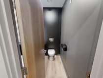 Evolve MediaCity - Bathroom