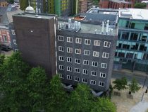 Qube St Petersgate - Exterior