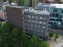 Qube St Petersgate - Exterior